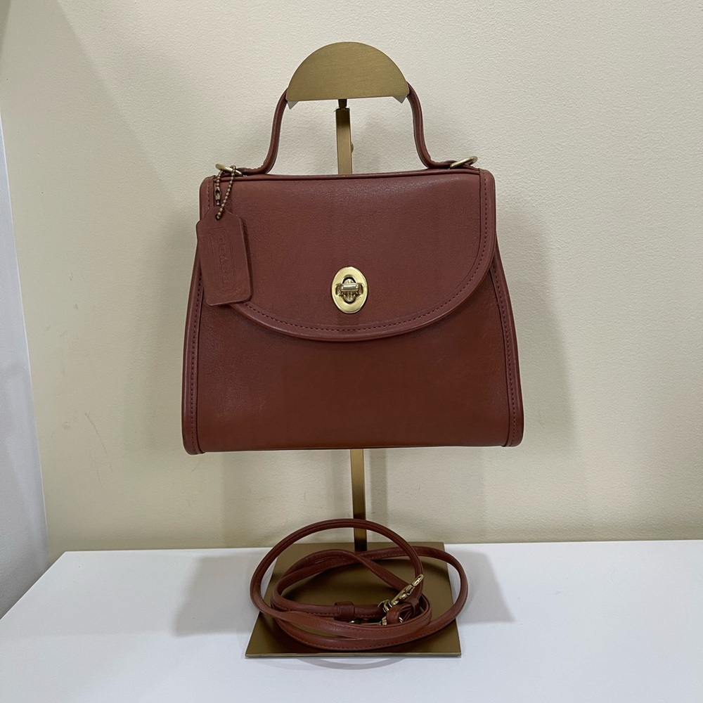 Vintage Coach Regina